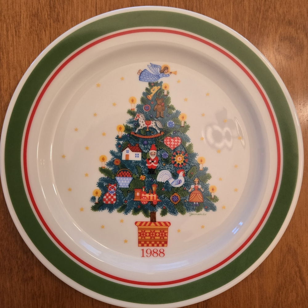 Hallmark 1988 "Country Christmas" Collectible Plate